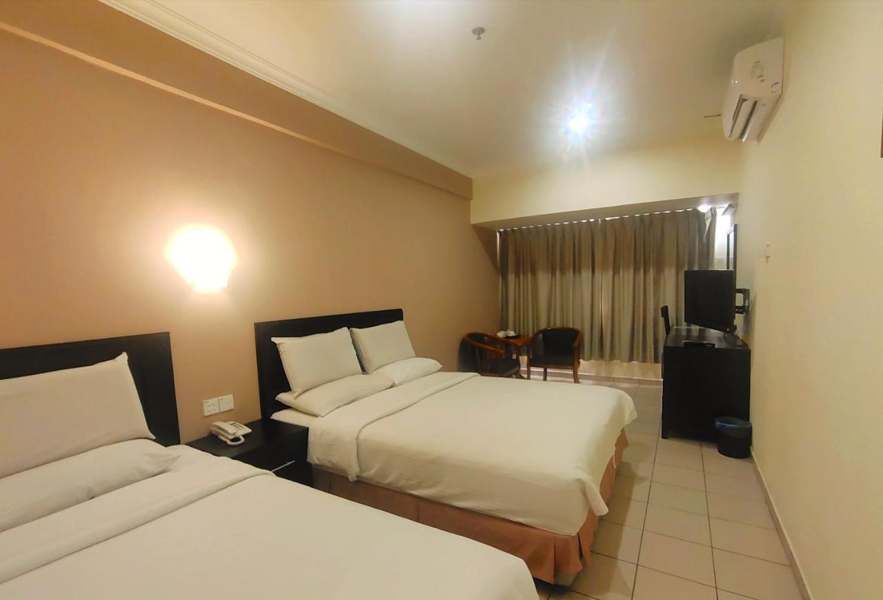 Megah D'Aru Hotel Kota Kinabalu Exterior photo